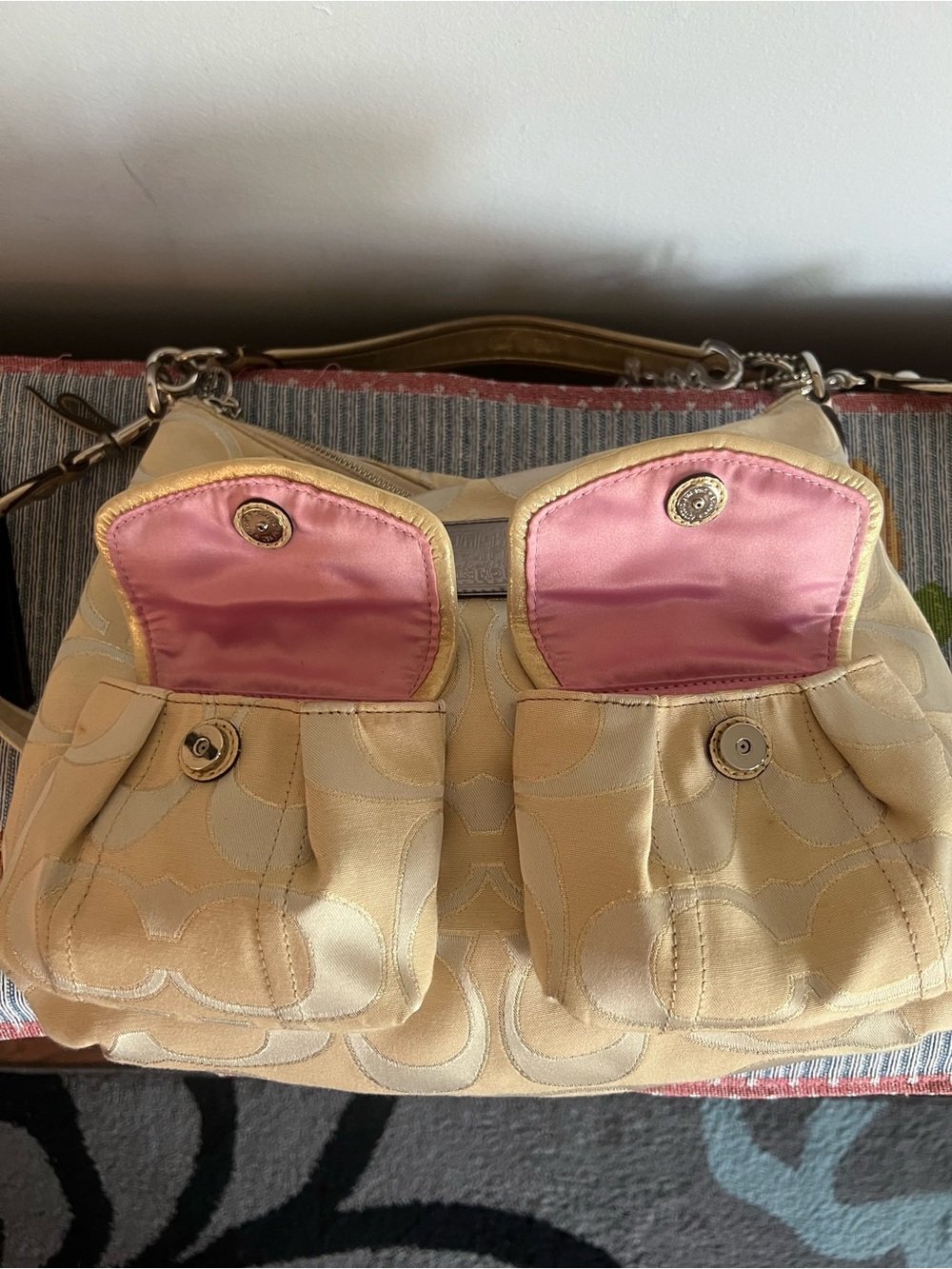 Coach 2006 Poppy Signature Gold Khaki Sparkly Hobo Shoulder Crossbody Y2K Bag - Picture 14 of 16